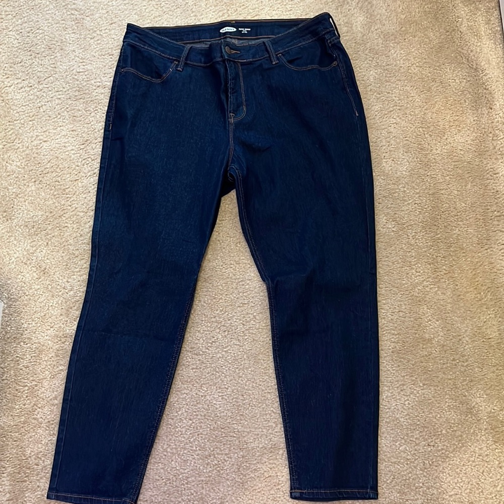 Super Skinny mid rise  Ankle dark denim size 14.